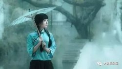 人生梅雨季节握伞前行